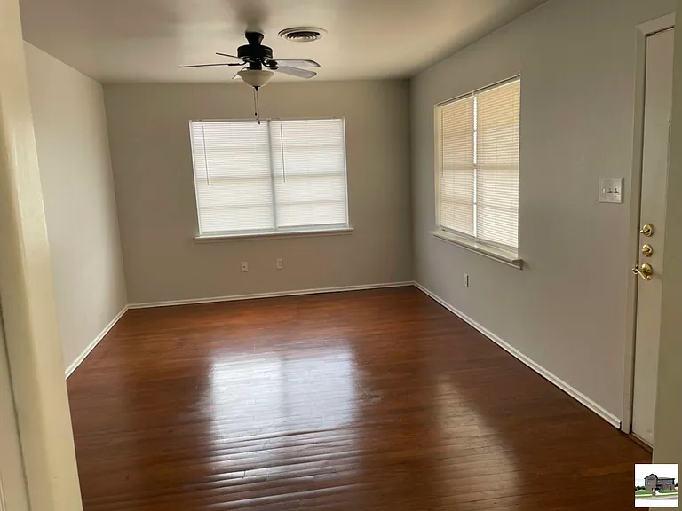 1005 Phil Ave — Photo 5