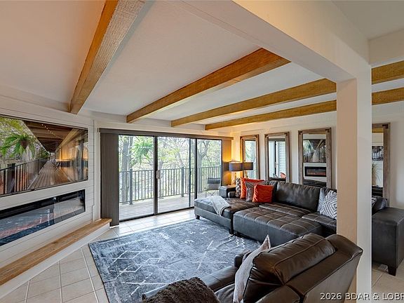 2nd image of 92 Waters Edge Ct Unit 1B