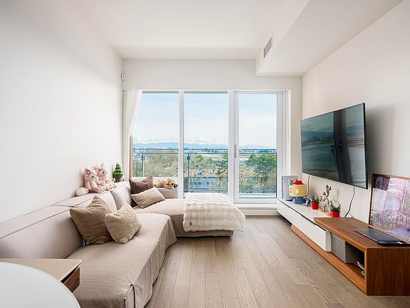 3rd image of 6833 Pearson Way #605