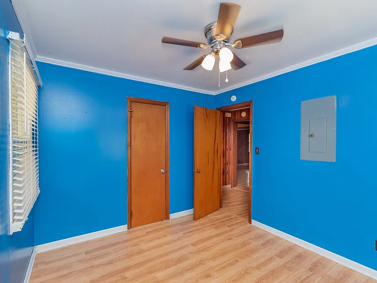 315 Georgia Ave — Photo 30