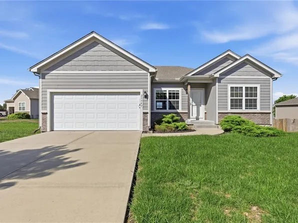 25949 W 142nd Ct, Olathe, KS 66061