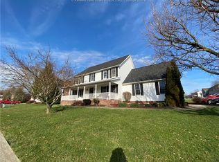 38 Meadowbrook Cir, Hurricane, WV 25526