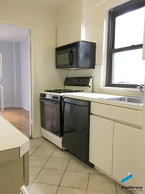 Rented by FirstService Realty (legacy) | media 11