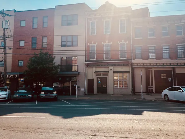 831 N 2nd St, Philadelphia, PA 19123