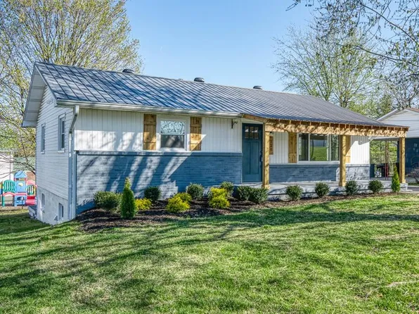 128 W Wall St, Cookeville, TN 38506