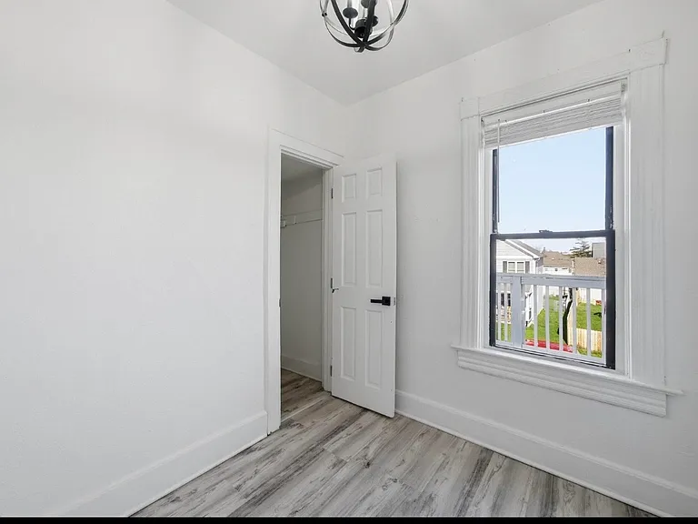 3205 N 3rd St — Photo 17