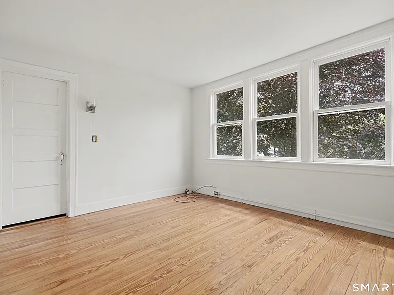 15 Shorelands Pl — Photo 12