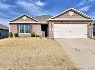 5871 E 146th Pl S, Bixby, OK 74008