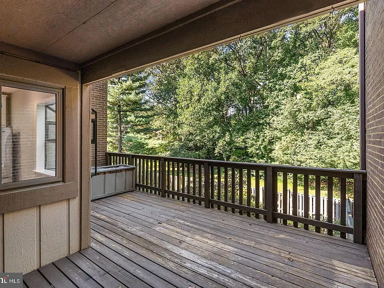 2050 Winged Foot Ct — Photo 12