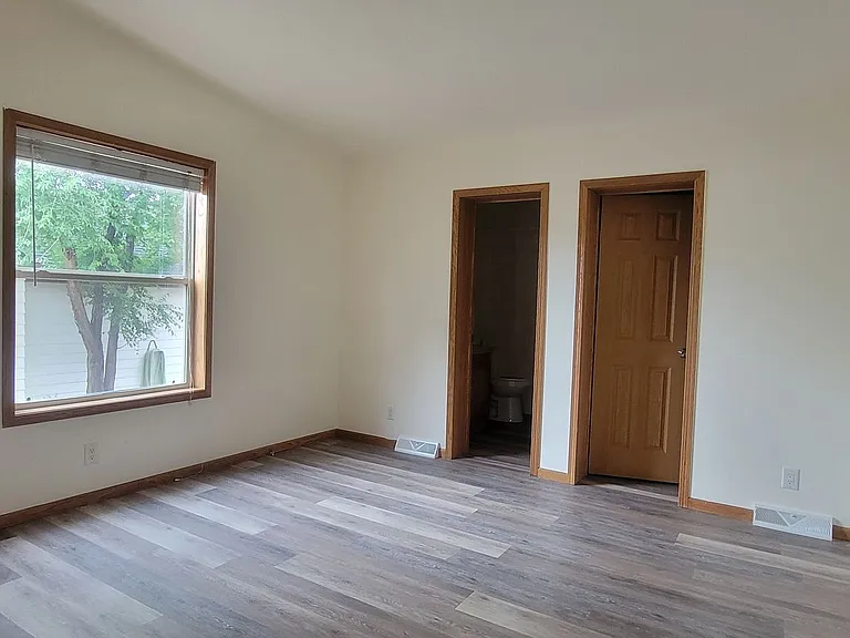1323 Natalie St — Photo 13
