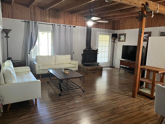 3rd image of 570 Talquin Ave