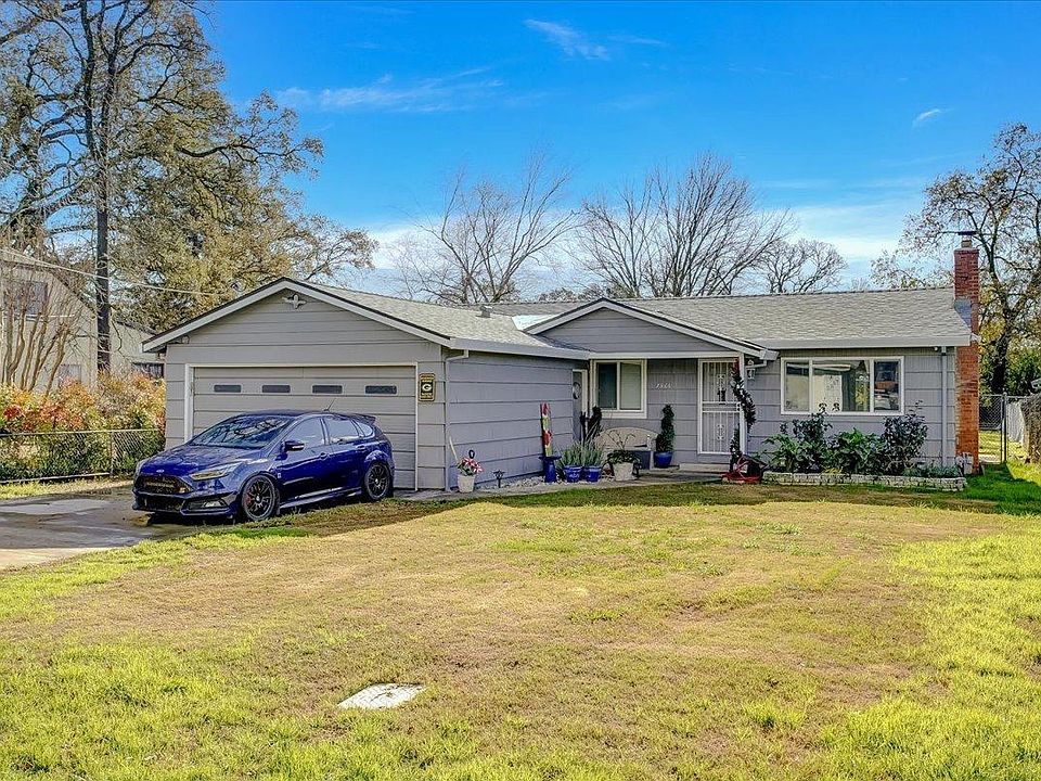 1st image of 7566 Community Dr