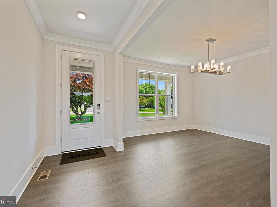 12333 Cannonball Rd, Fairfax, VA 22030 Zillow