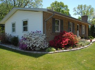 308 Belmont Dr SW, Leesburg, VA 20175