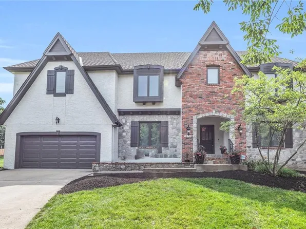 12111 Melrose St, Overland Park, KS 66213