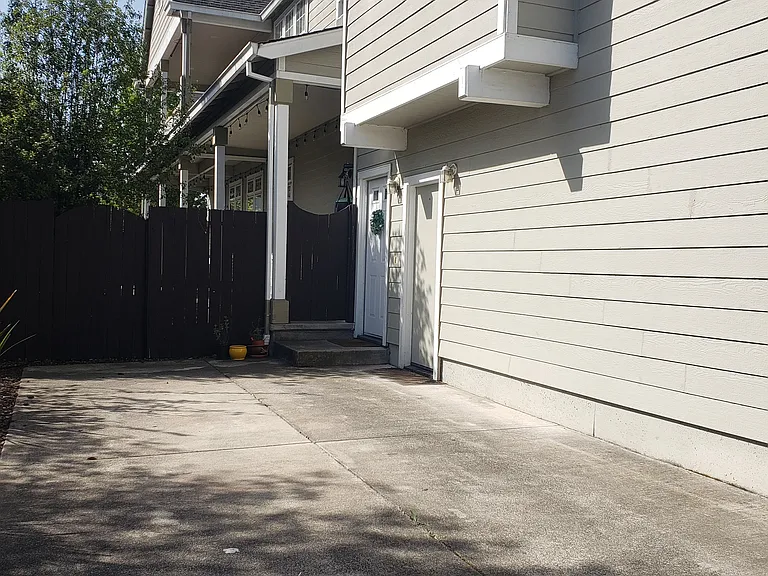 3933 Match Point Ave — Photo 15