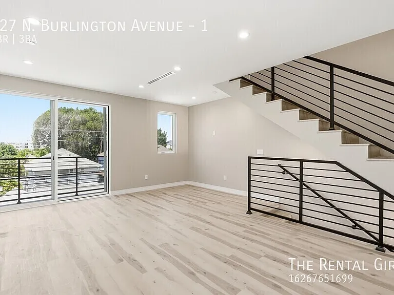 227 N Burlington Ave #1 — Photo 6