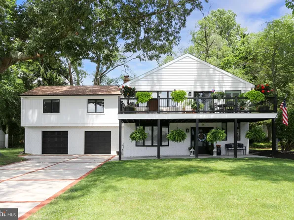 18 E Berkley St, Linwood, NJ 08221