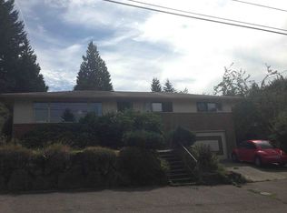 3017 NE 98th St, Seattle, WA 98115