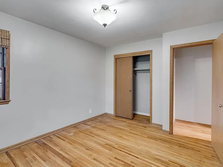 5344 Xerxes Ave S — Photo 8