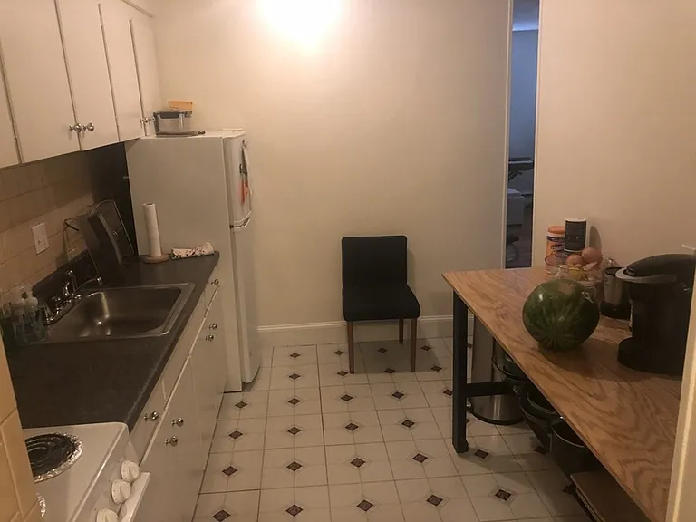 7 Aberdeen St #11 — Photo 6