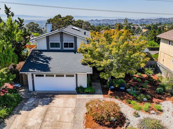 18779 W Cavendish Dr, Castro Valley, CA 94552