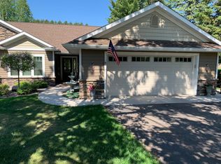 4473 Ugstad Rd, Hermantown, MN 55811