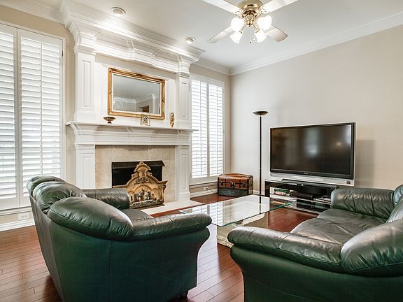 5th image of 710 Fairway Lakes Dr
