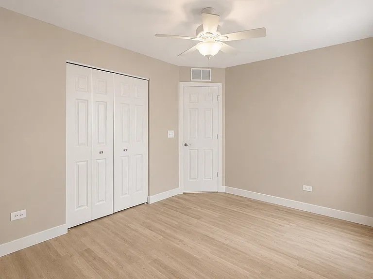 5117 Woodmere Ct — Photo 17