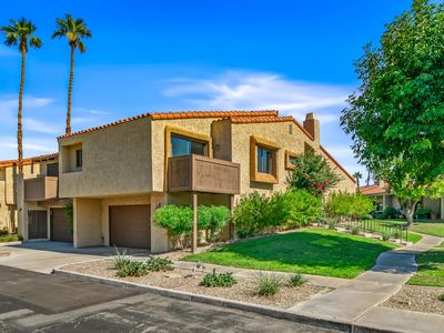 678 S Calle Petunia, Palm Springs, CA, 92262