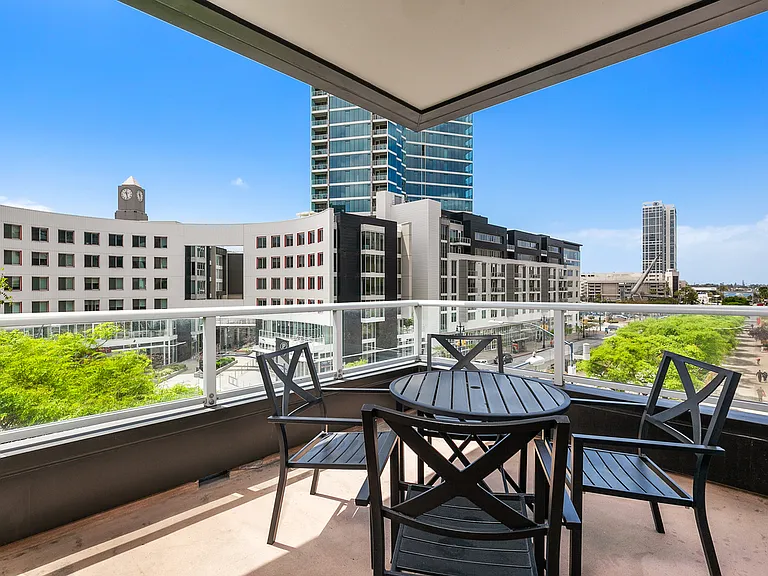 206 Park Blvd #404 — Photo 9