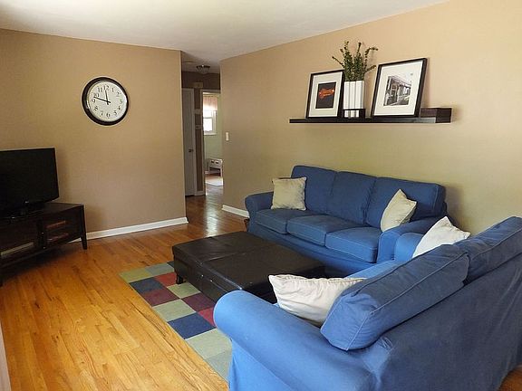 5th image of 269 Mohawk Ave