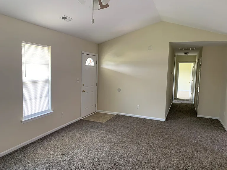 116 Taylors Ct — Photo 22