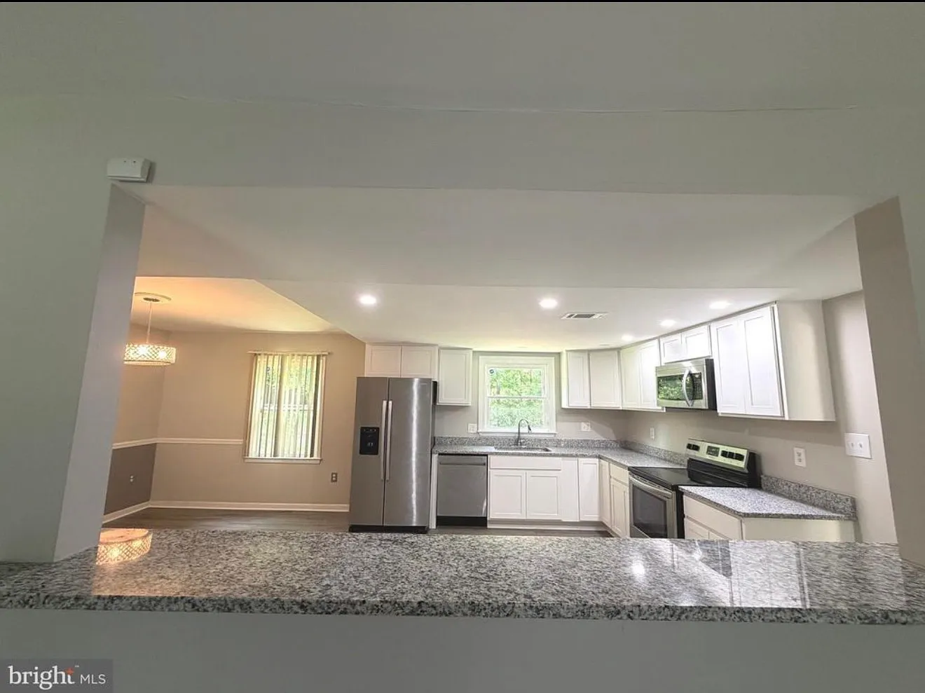 2063 Red Spruce Ct — Photo 2