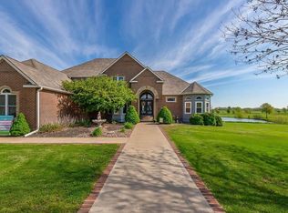 21315 S McKee Ln, Pleasant Hill, MO 64080