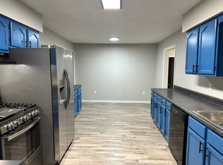 210 Manor Rd #A, Kingston, TN 37763