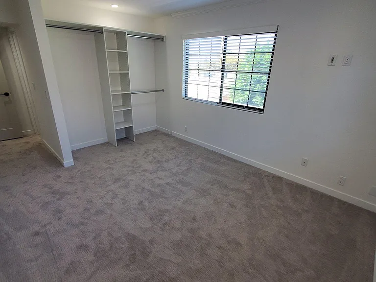 129 S Encinitas Ave #F — Photo 24
