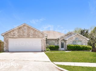 106 Drake Ln, Garland, TX 75043
