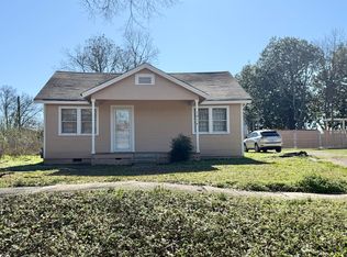 1914 N 4th Ave, Columbus, MS 39701