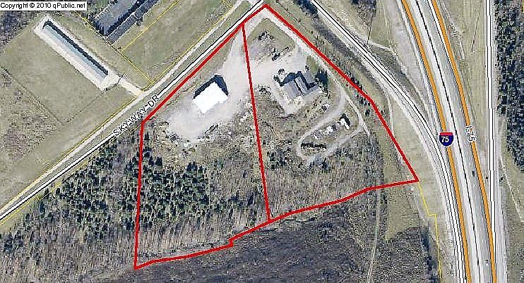 2nd image of 16 Skyway Dr