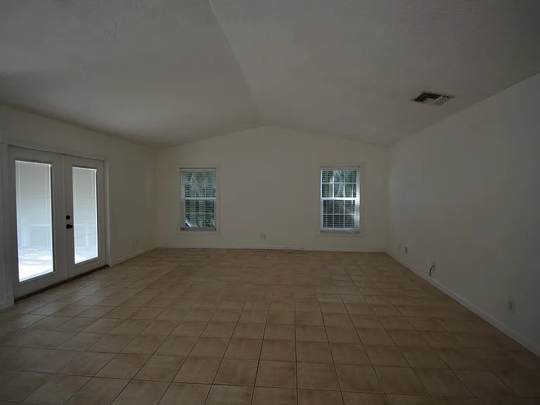 1379 Pinetta Cir — Photo 12