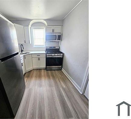 3rd image of 4004 Walrad St #Sfh