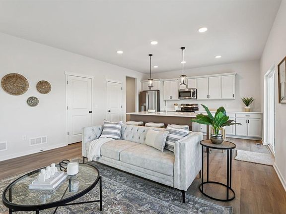 2nd image of 574 Buss Road