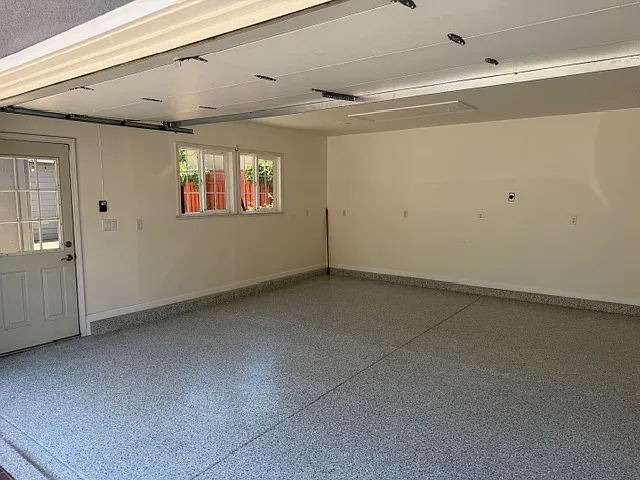 1078 Byerley Ave — Photo 45