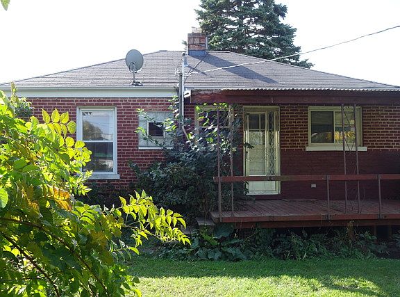 2nd image of 246 Whitehall Ave