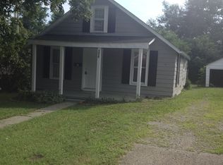 224 S Kennett Ave, Bardstown, KY 40004