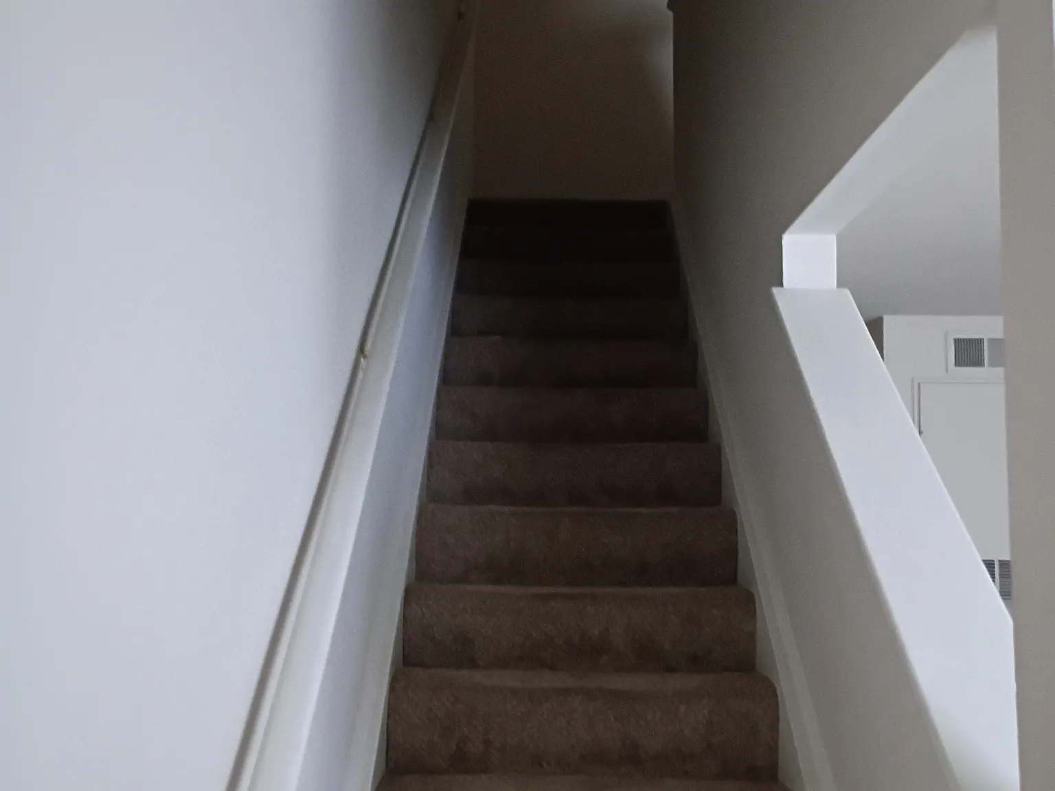 3 bed, 2.5 bath, 1445 sqft, $2,130 — Photo 3
