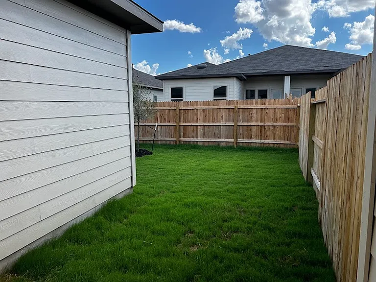 9310 Two Frio Lndg — Photo 24