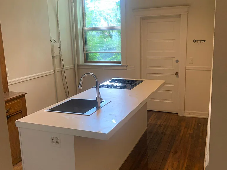 5835 3rd St #7 — Photo 7
