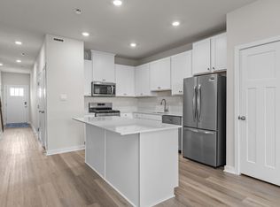 216 Hanover Ln, Washington, PA 15301